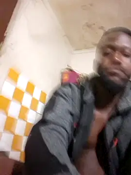 Snapshot of bull_Giant chatting on 03.04.25 bull Giant online show from 03.04.25