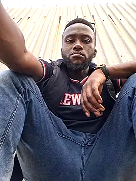 Snapshot of bull_Giant chatting on 03.13.25 bull Giant online show from 03.13.25