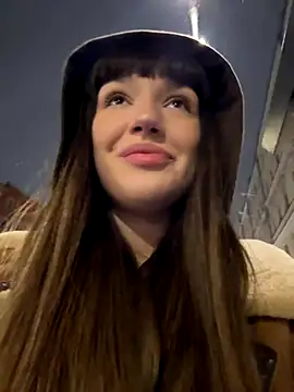 Sophie Avory online show from 11.25.25