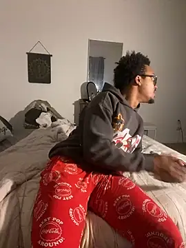 Snapshot of demonpt3 chatting on 02.13.25 demonpt3 online show from 02.13.25