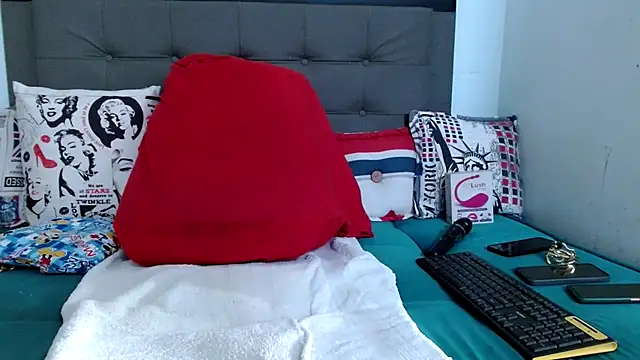 katysquirtdirty online show from 02.14.25
