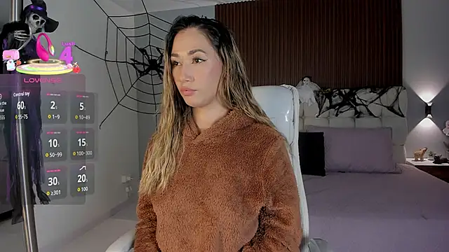 Emma23   online show from 10.18.25