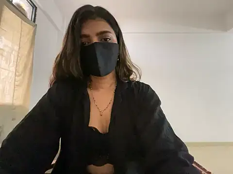 Snapshot of MaYaa__11 chatting on 12.03.24 MaYaa 11 online show from 12.03.24