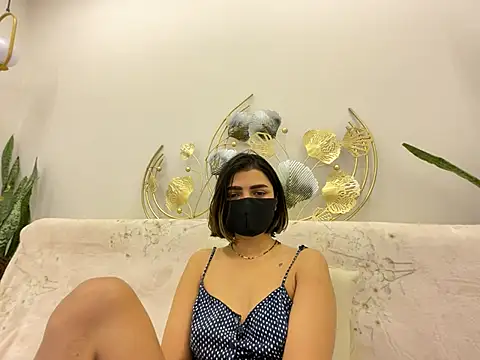 Snapshot of MaYaa__11 chatting on 02.18.25 MaYaa 11 online show from 02.18.25