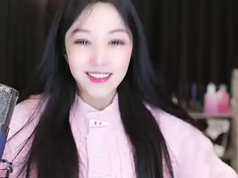 Nuyoah-77 online show from 01.11.25