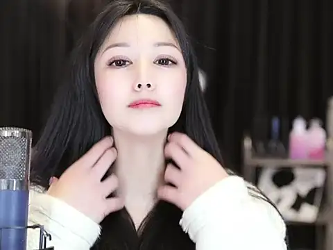 Nuyoah-77 online show from 01.13.25