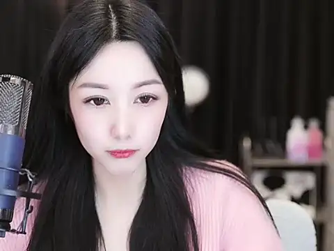 Nuyoah-77 online show from 01.22.25