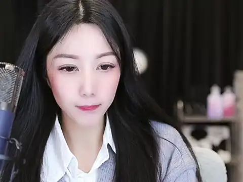 Nuyoah-77 online show from 02.01.25