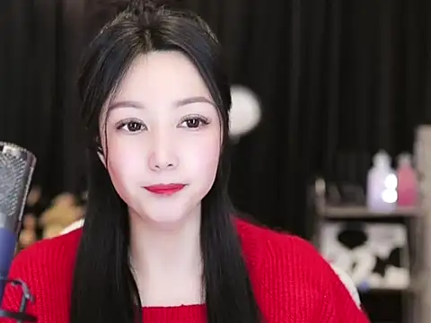 Nuyoah-77 online show from 02.14.25