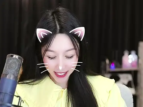 Nuyoah-77 online show from 02.26.25