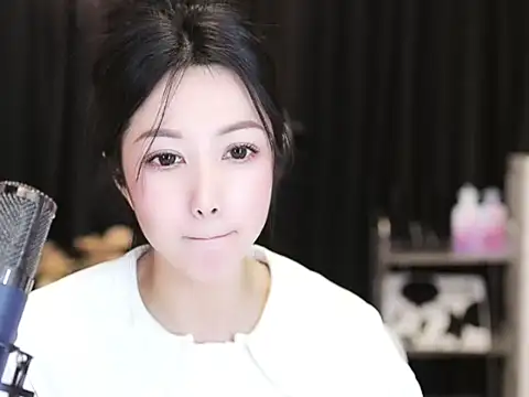 Nuyoah-77 online show from 03.16.25