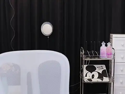 Nuyoah-77 online show from 09.08.25