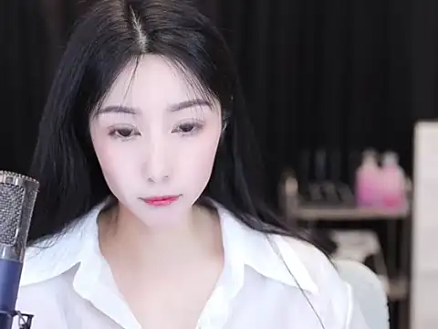 Nuyoah-77 online show from 10.01.25