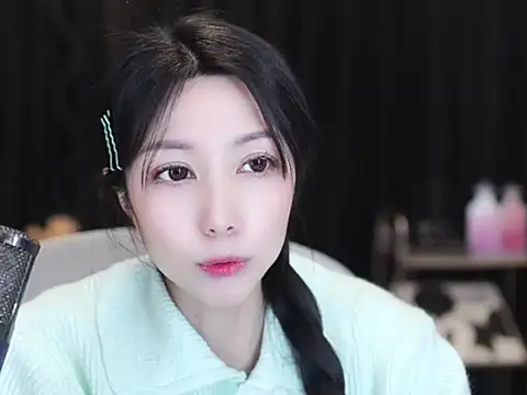 Nuyoah-77 online show from 01.14.26