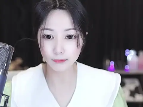 Nuyoah-77 online show from 03.21.26