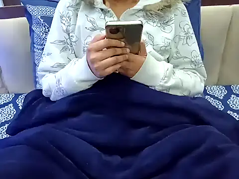 GoldnessAishu online show from 12.15.24