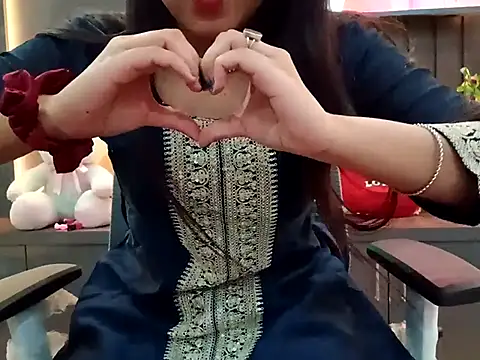 GoldnessAishu online show from 03.19.25