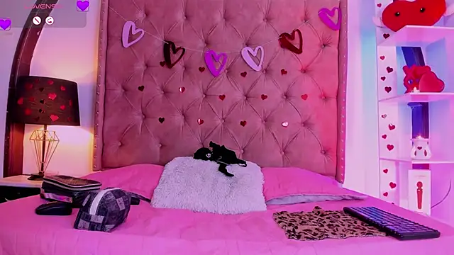 LadyAvalon online show from 02.16.25