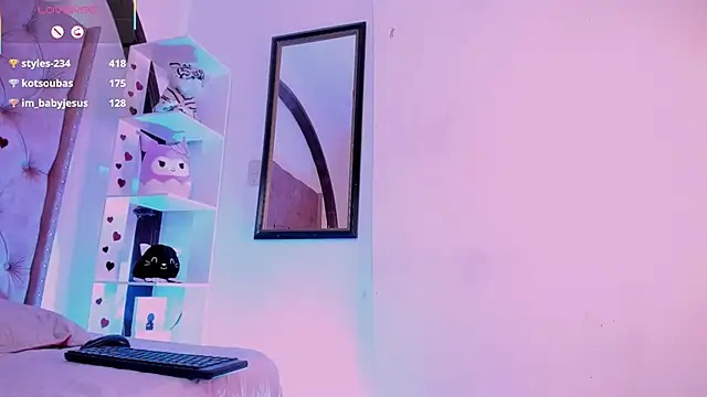 LadyAvalon online show from 02.21.25