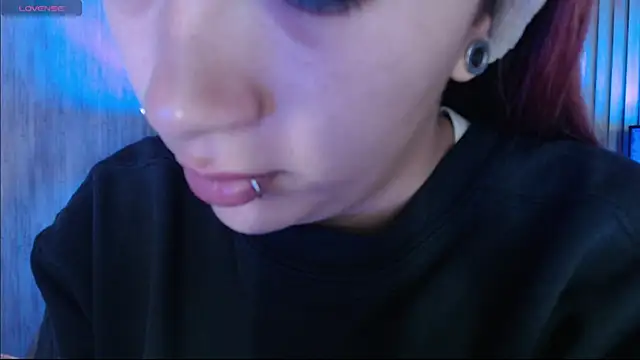 Mia Rinn online show from 11.21.25