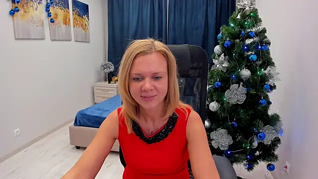 AgathaKlouin online show from 12.22.24