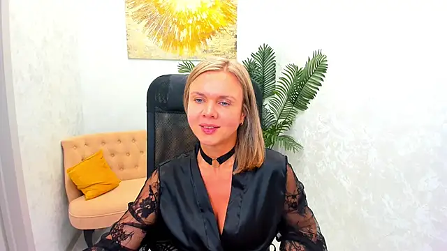 AgathaKlouin online show from 03.21.25