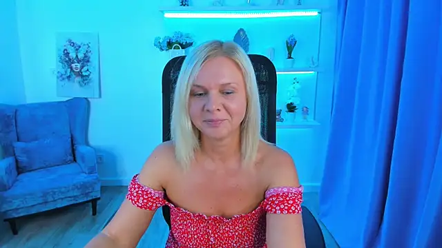 AgathaKlouin online show from 09.09.25