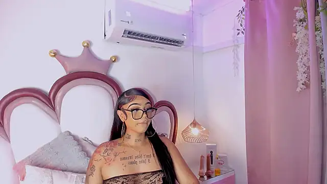 Mia Jansen online show from 05.20.26