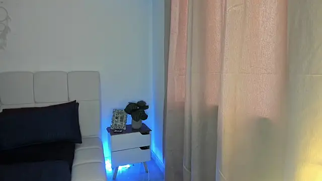 Ori valentina online show from 04.23.26