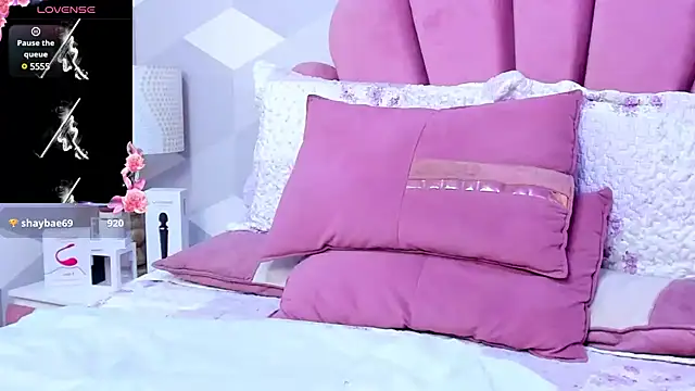 KylieMonnett online show from 01.22.25