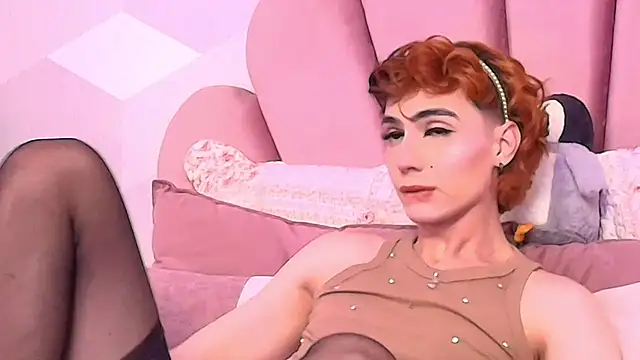 KylieMonnett online show from 02.10.26