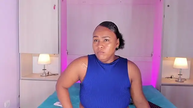 EmilyyStuart online show from 06.02.26