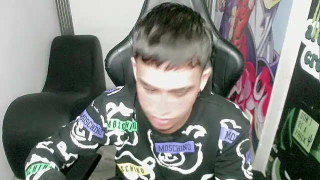 zacariasss  online show from 12.30.24