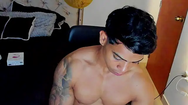 Andrew wolf7 online show from 11.26.25