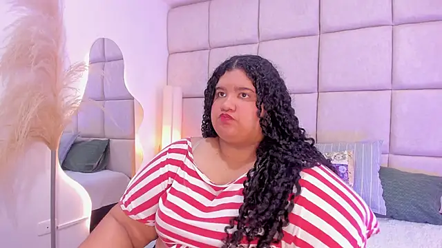 Miley Collins online show from 11.27.25