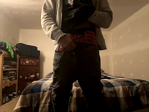 Snapshot of SluttyLyfe4L chatting on 12.01.24 SluttyLyfe4L online show from 12.01.24