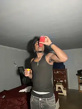 Snapshot of SluttyLyfe4L chatting on 11.06.25 SluttyLyfe4L online show from 11.06.25