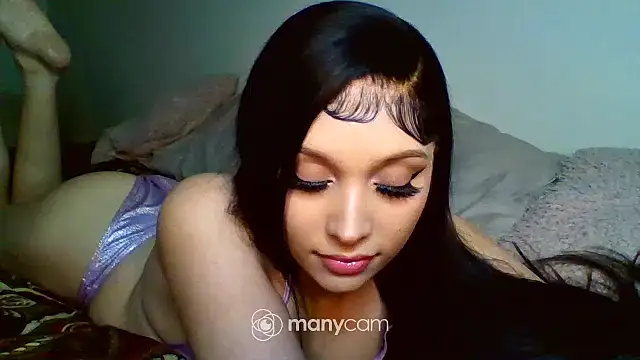 Snapshot of bambibarbi chatting on 01.04.25 bambibarbi online show from 01.04.25