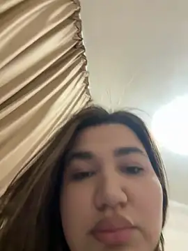 Snapshot of Leya__Droit chatting on 01.03.25 Leya Droit online show from 01.03.25