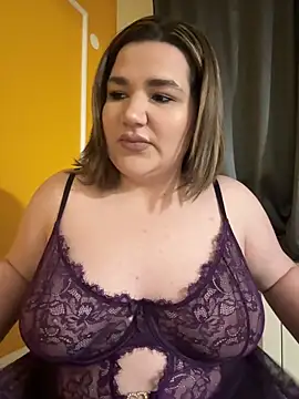 Snapshot of Leya__Droit chatting on 01.05.25 Leya Droit online show from 01.05.25