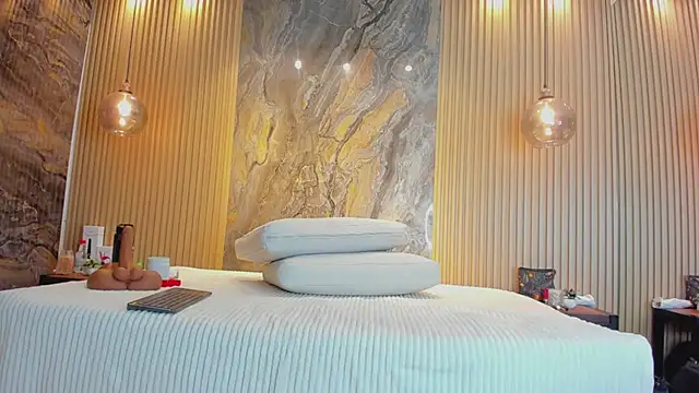 nathassa grant online show from 03.12.25