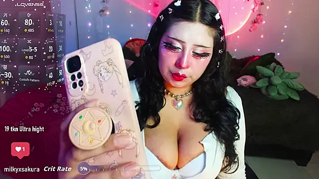 Snapshot of MilkyXSakura chatting on 11.19.25 MilkyXSakura online show from 11.19.25