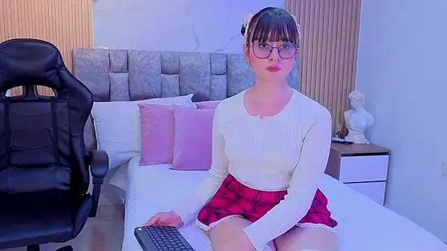 Snapshot of Khalifa_fletcher chatting on 12.20.25 Khalifa fletcher online show from 12.20.25