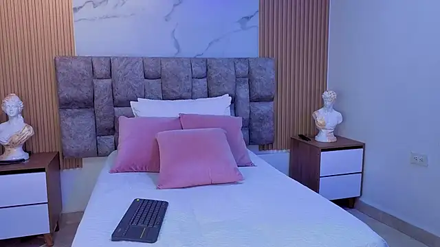 Snapshot of Khalifa_fletcher chatting on 01.07.26 Khalifa fletcher online show from 01.07.26