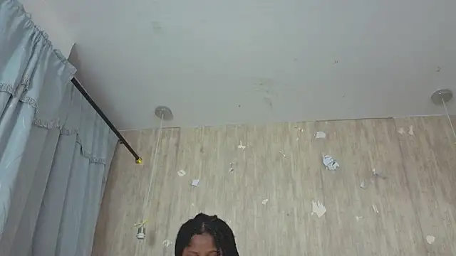 Alexa roussee online show from 11.22.25