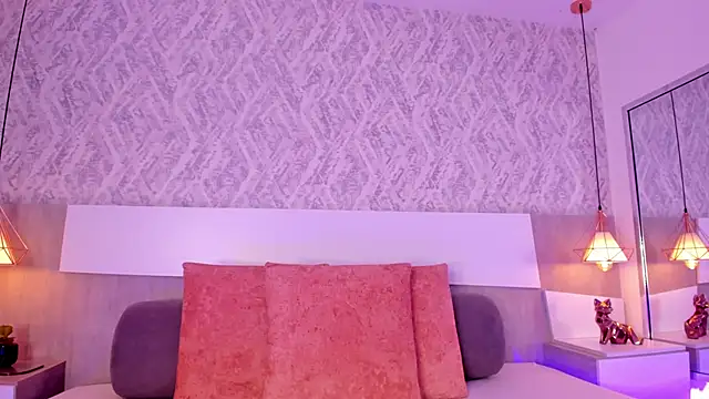 AishaPeyton online show from 09.17.25