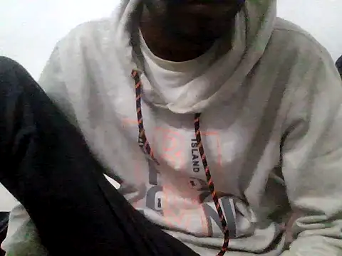 Snapshot of devilsam3327 chatting on 11.08.25 devilsam3327 online show from 11.08.25