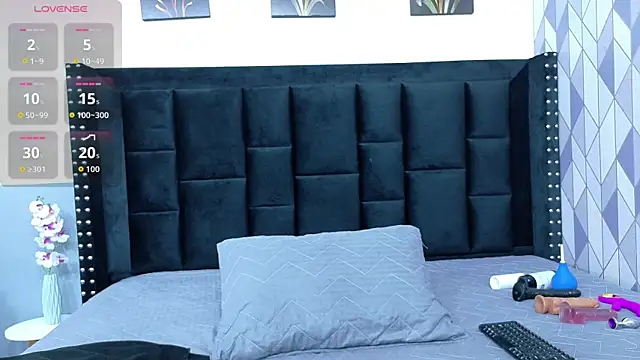 petitelittleebony online show from 10.08.25