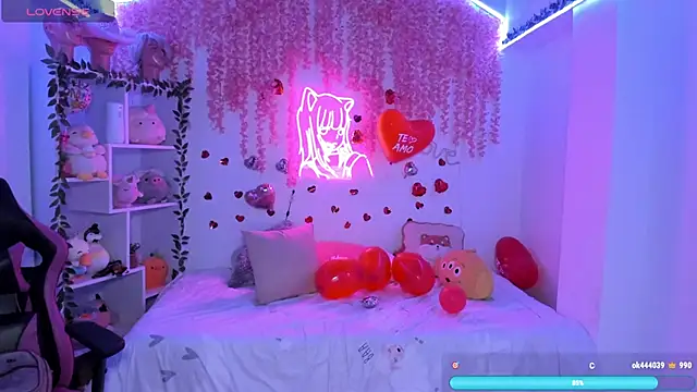 cat kitty18  online show from 02.18.25