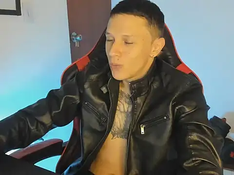 Snapshot of goodboy69l chatting on 07.14.26 goodboy69l online show from 07.14.26